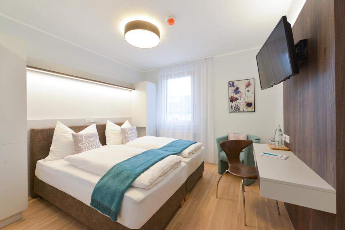 23-Hotel Schwadorf bei Wien ภายนอก รูปภาพ